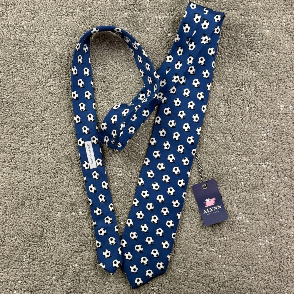 ALYNN Men's Silk Necktie Sport Preppy Novelty Football Soccer Tie Blue NWT